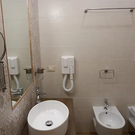 Il Giardino In Citta - Parcheggio Privato Gratuito Bed & Breakfast *